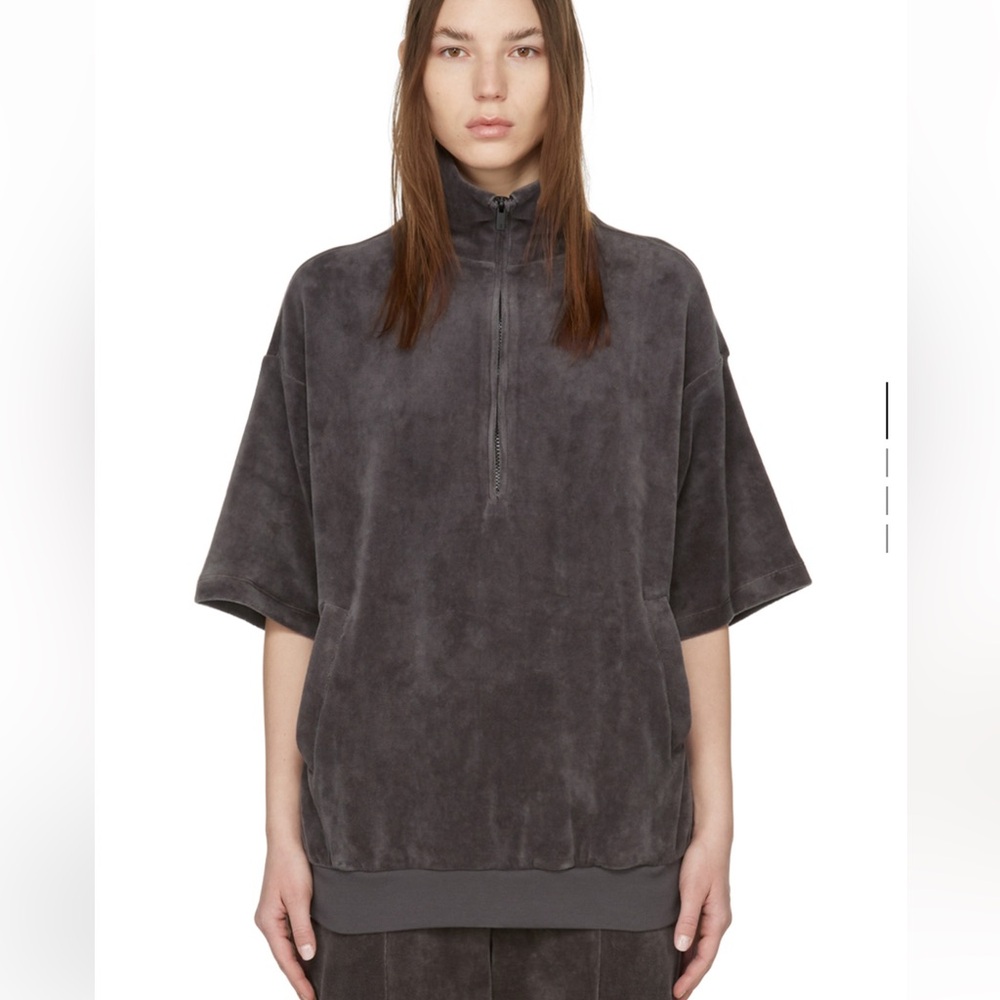 Essentials fear of God velour top